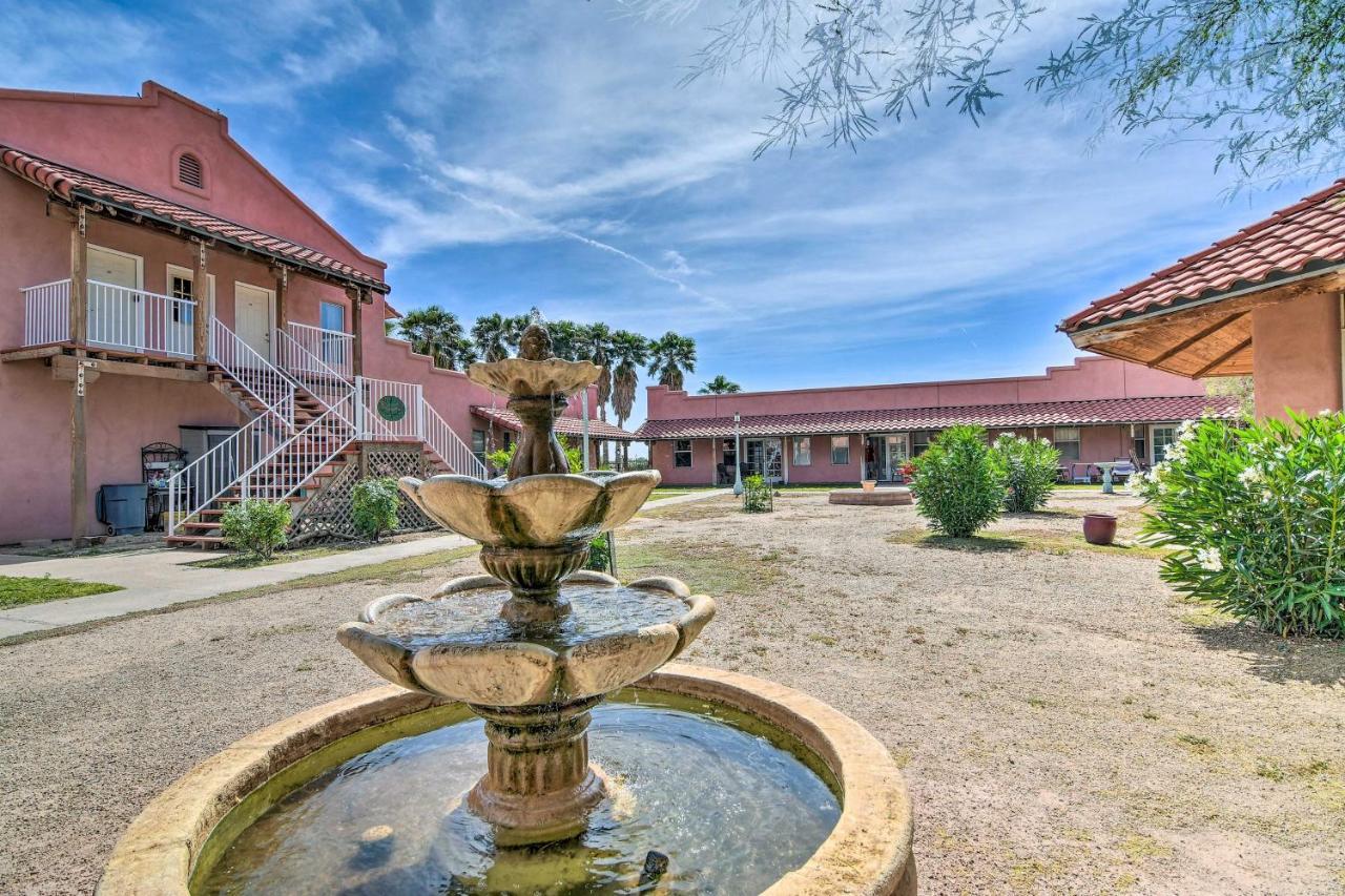 Single-Story Eloy Apartment With Patio Space! Exterior photo